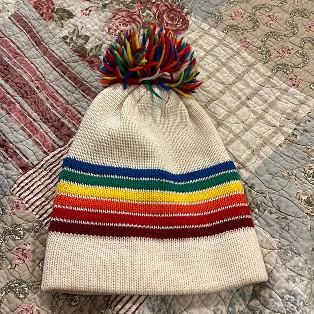 Vintage Meister Rainbow with pom pom beanie 100% wool